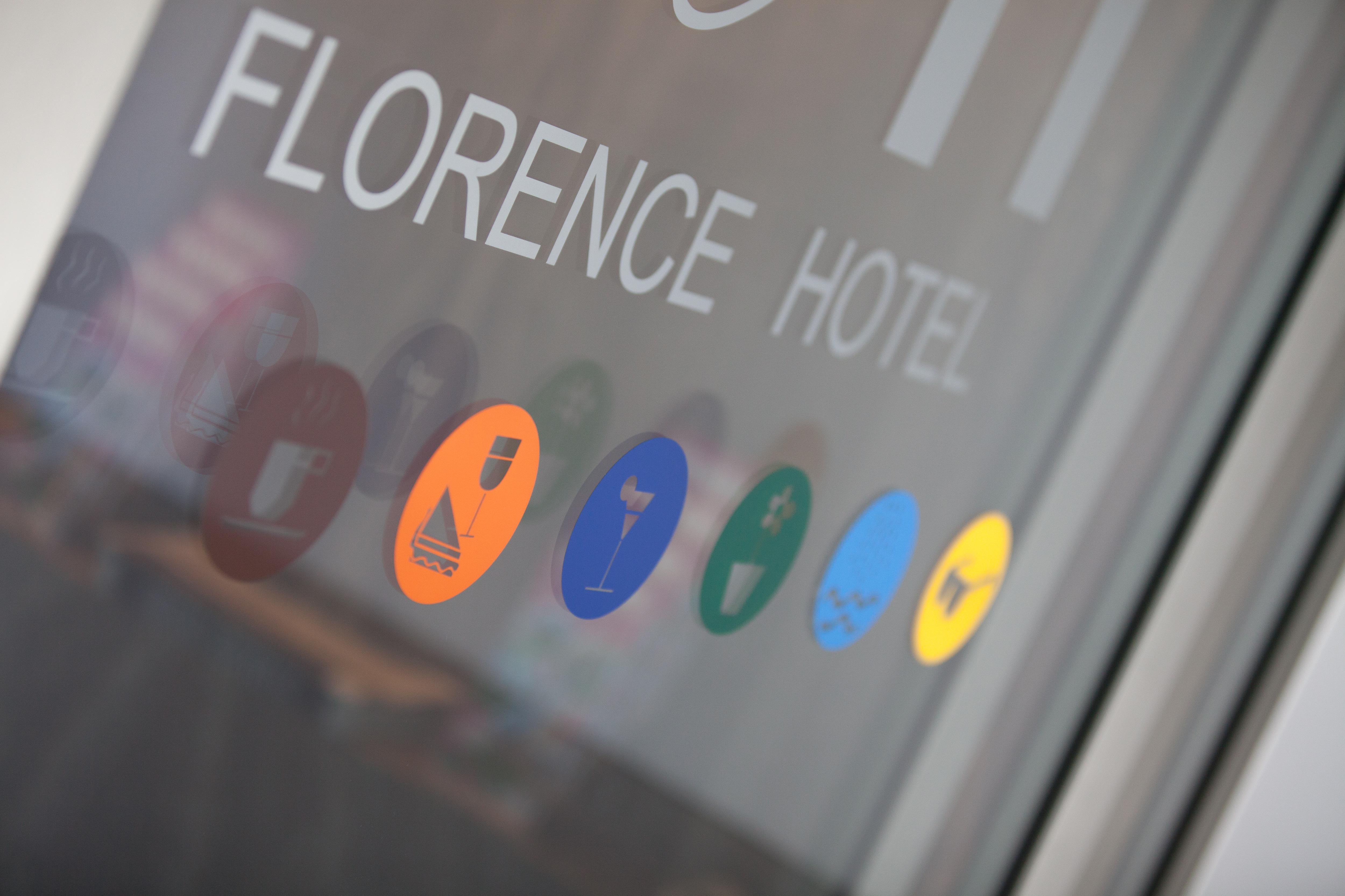 Hotel Mh &