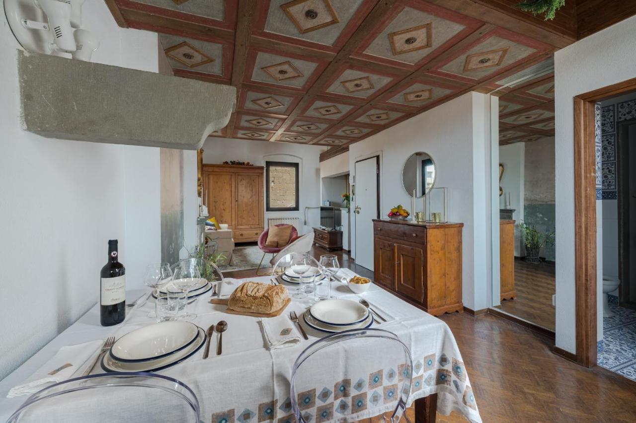 Via Lamberti, 3 - Charming - Charming And Historic 5th-floor Attic With Elevator In A Building At The Heart Of Vibrant Florence, Just A 2-minute Walk From Attractions * Florenz