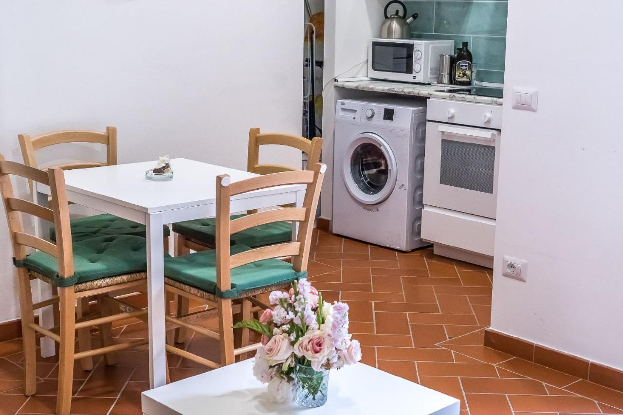 Séjour chez l'habitant In An Close To The Train Station Florence
