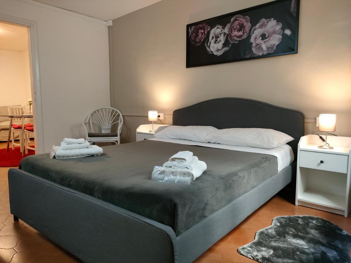 Neri-b Apartment