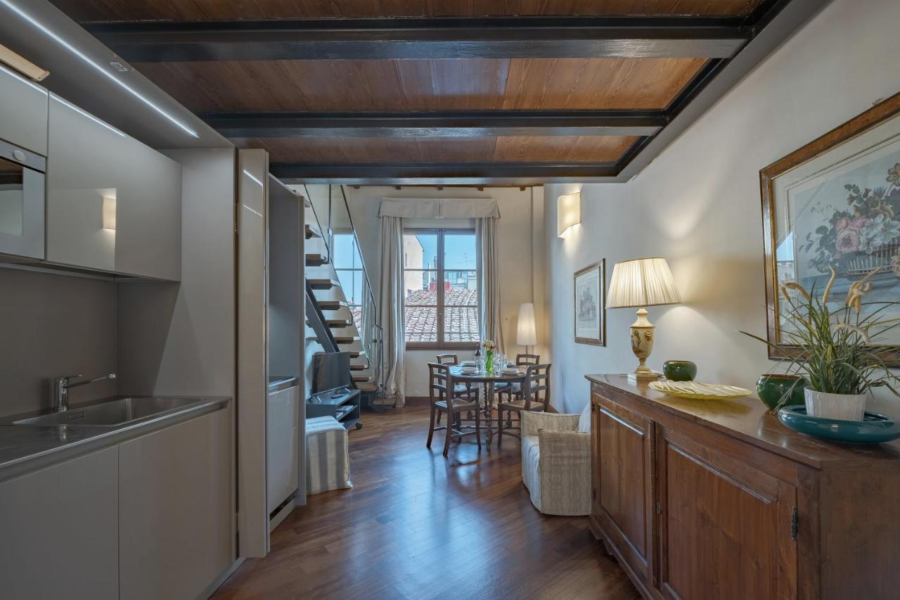 Tiziano Big Penthouse In The Oltrarno *