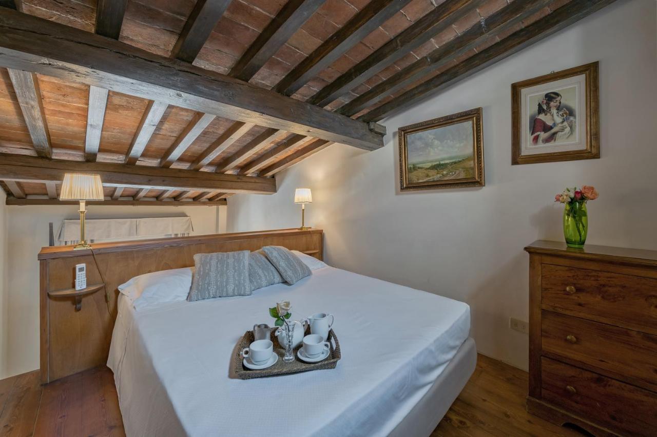Apartment Tiziano Big Penthouse In The Oltrarno *
