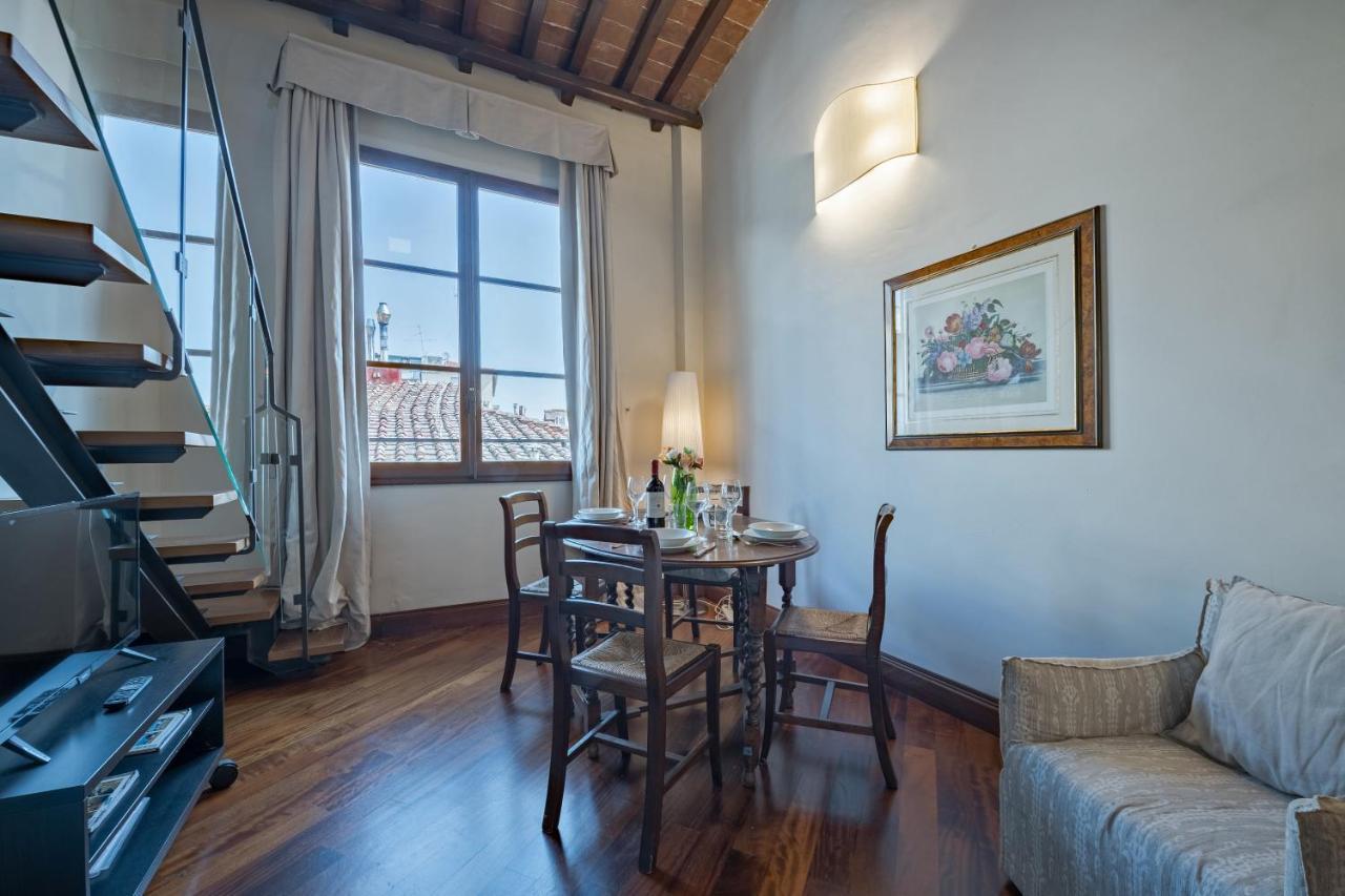 Tiziano Big Penthouse In The Oltrarno Apartment *