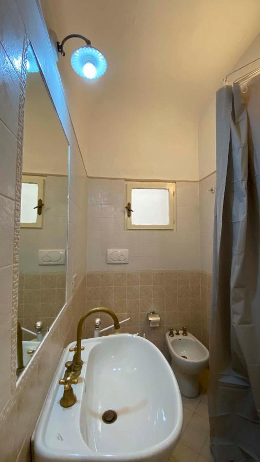 The Pitti Courtyard Apartment *