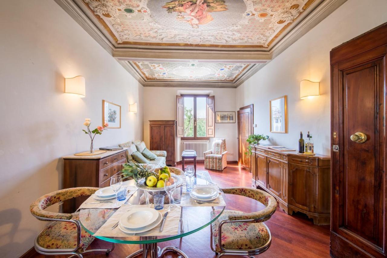 Botticelli-a Flat With A View, On Santo Spirito - Homeunity Appartement
