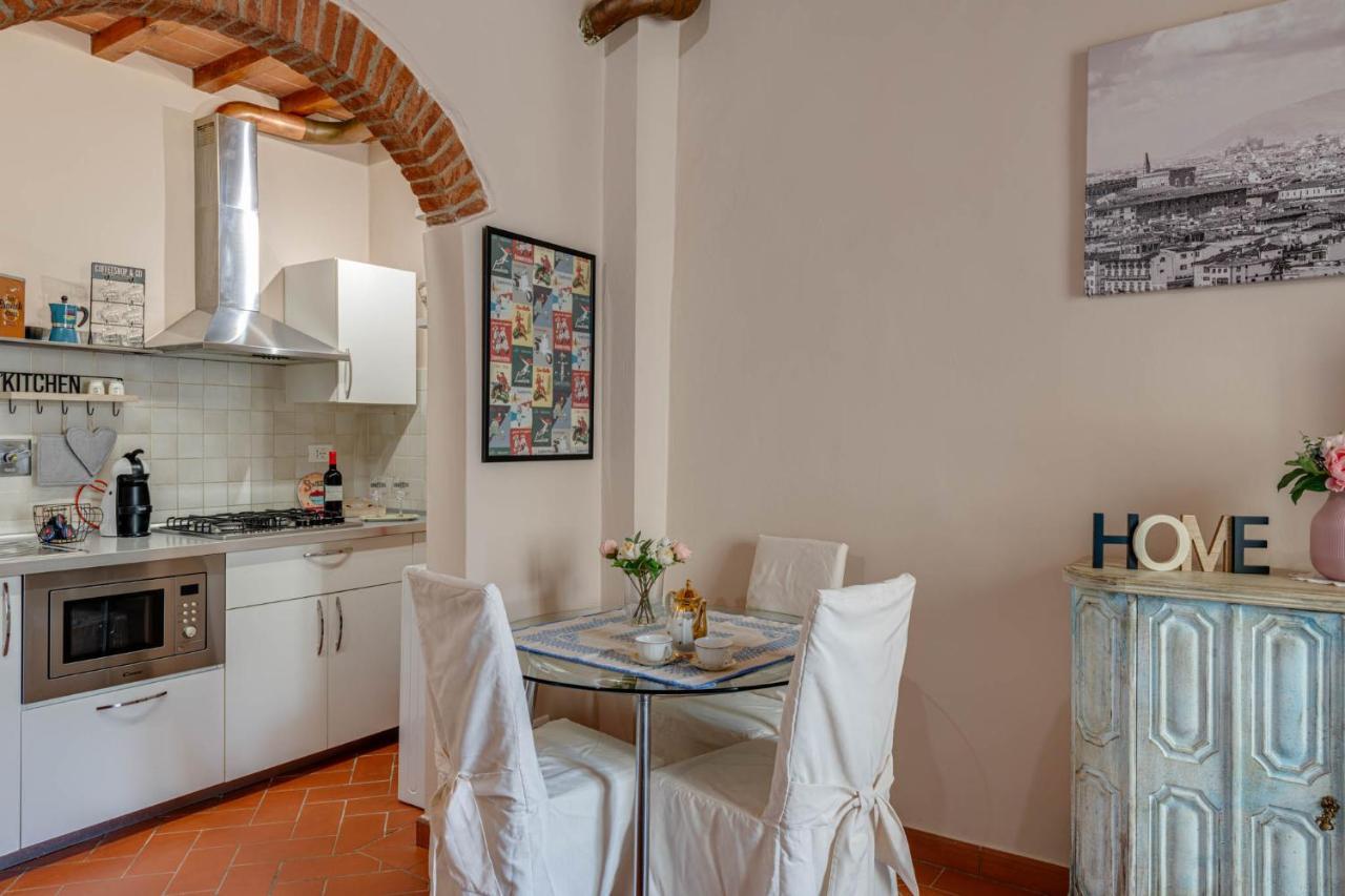 Elle Apartment *
