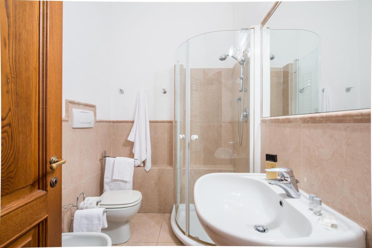 Appartement Botticelli-a Flat With A View, On Santo Spirito - Homeunity
