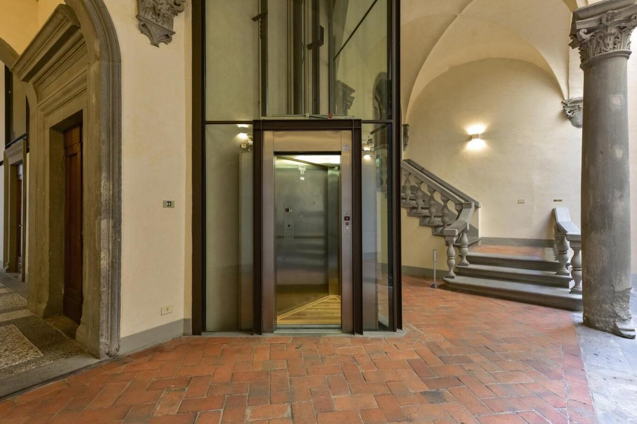 Appartement Pontormo With Fireplace In Oltrarno Florence