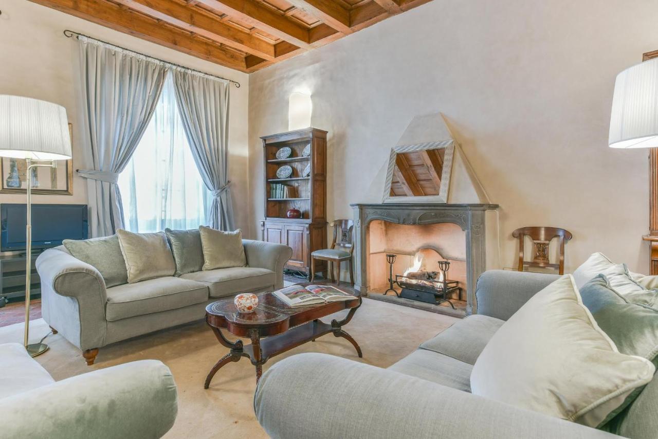 Appartement Pontormo With Fireplace In Oltrarno