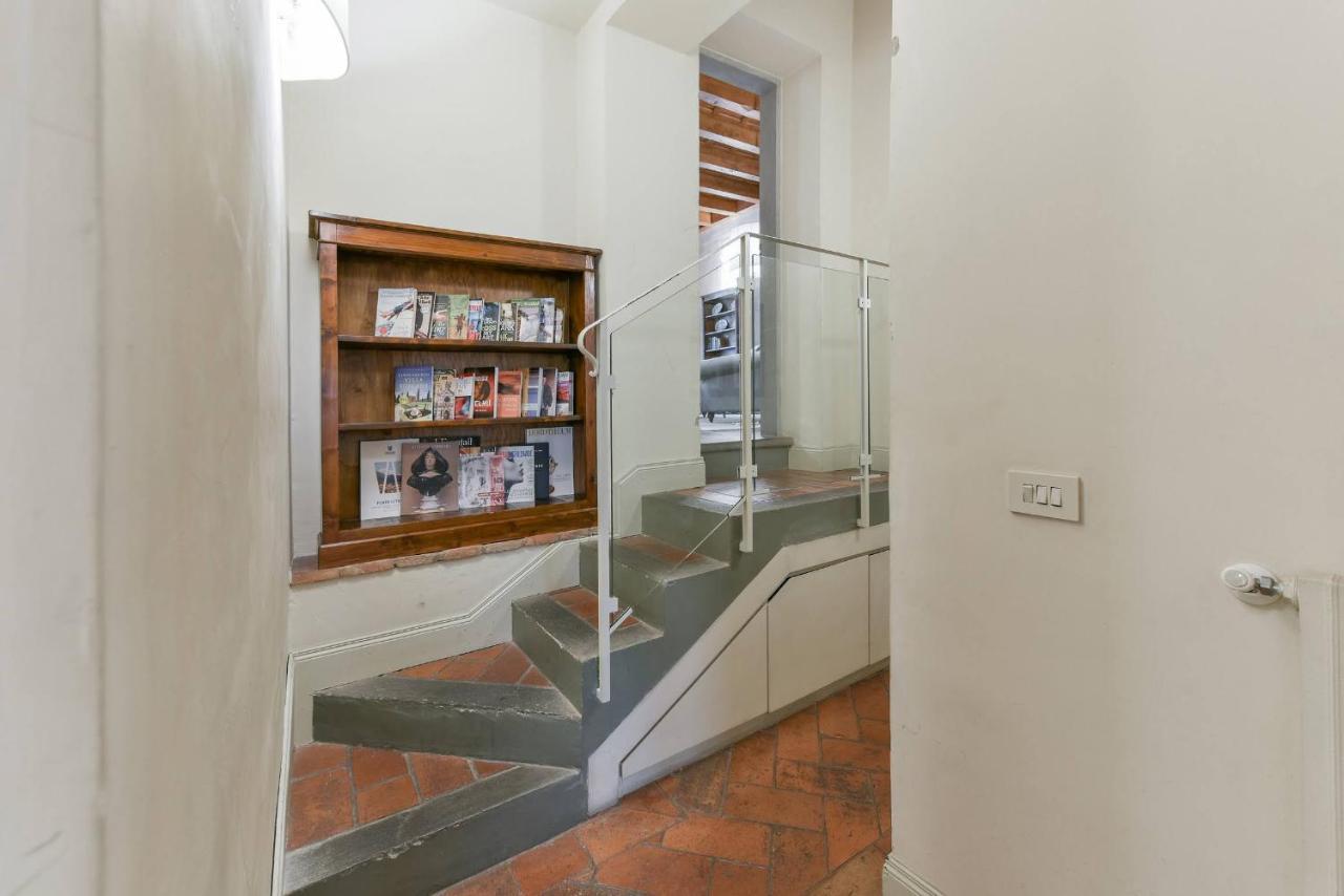 Pontormo With Fireplace In Oltrarno Appartement Florence
