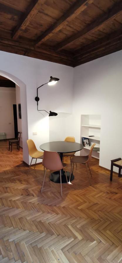 Enchanting With Patio, Lungarno Apartment
