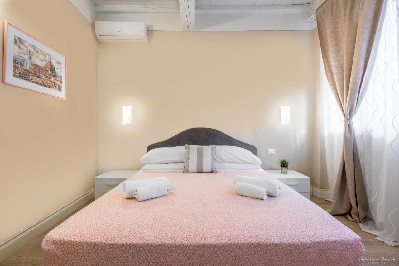 Wine Barolo Apartment Florenz