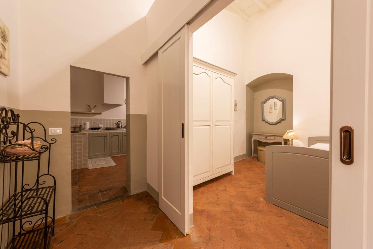 Toscanella Romantic By Mmega Florence
