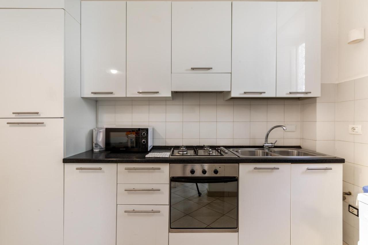 Quiet And Bright Apartment *