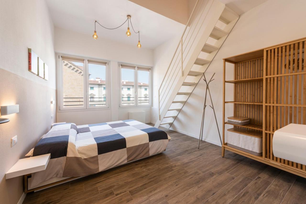 Apartment Ruote Stylish Loft By Mmega Florenz