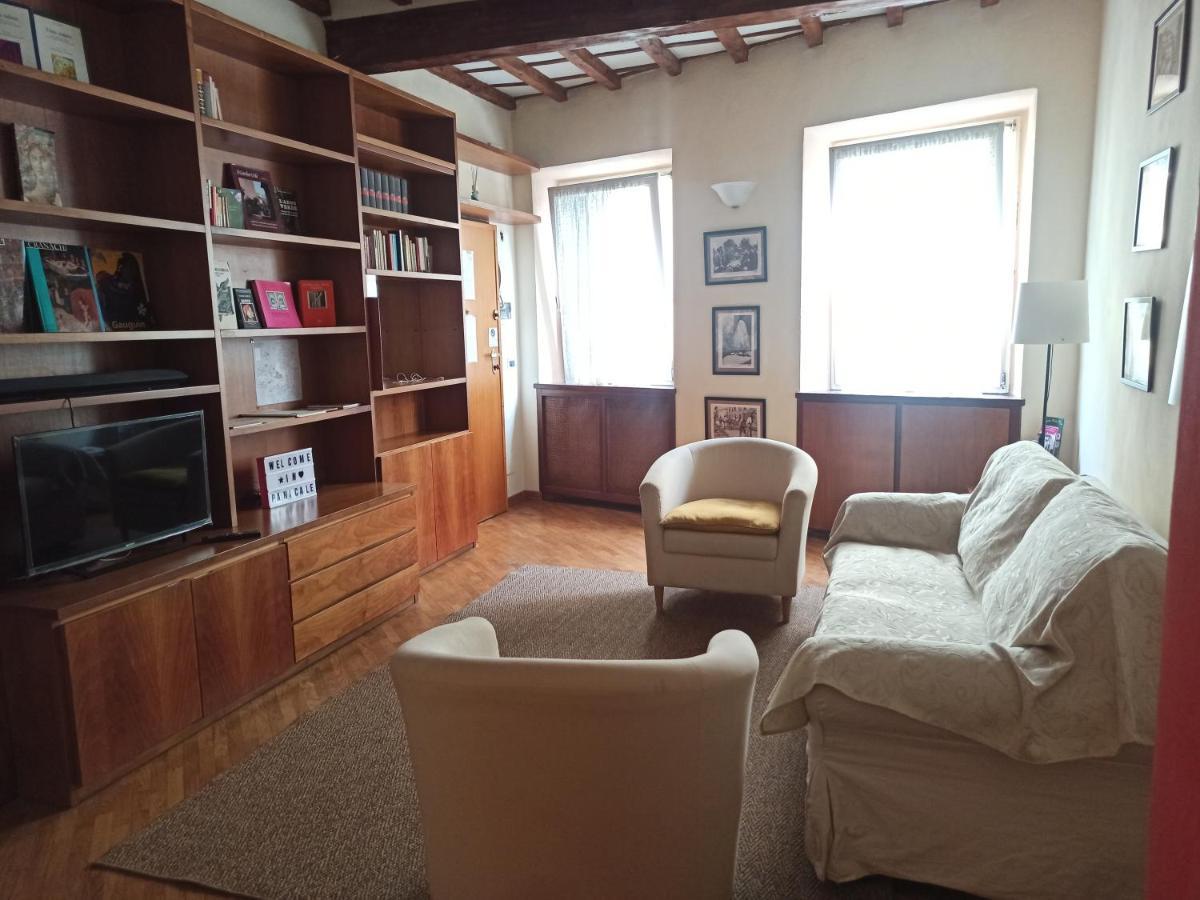 Panicale12 Apartment