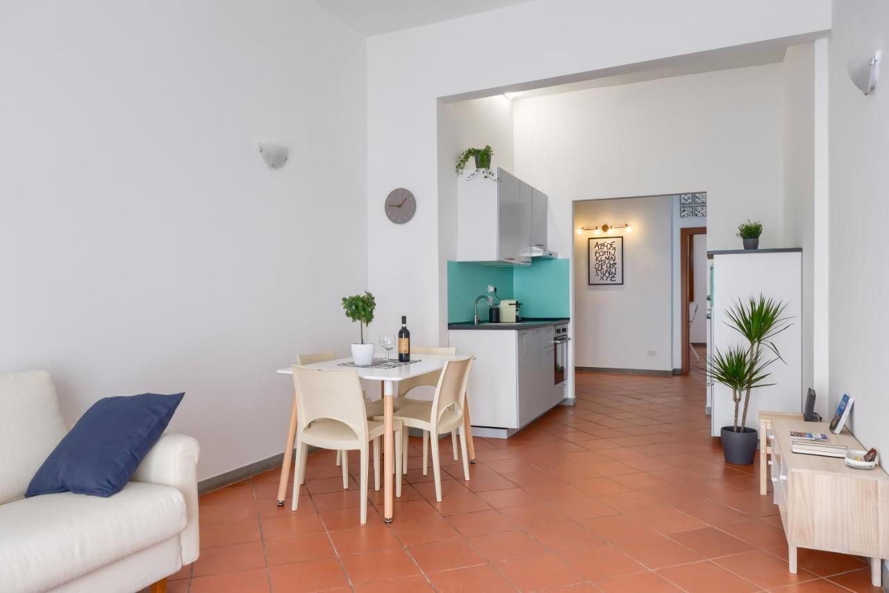 Le Cure Large Apt, 6+1 Beds. Center 15 Min Far By Bus. Appartement Florence