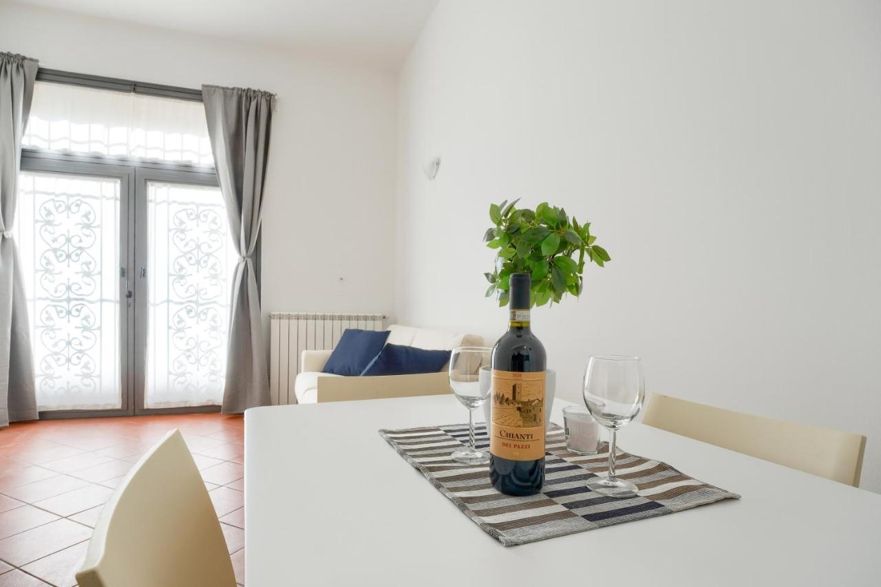 Le Cure Large Apt, 6+1 Beds. Center 15 Min Far By Bus. Appartement