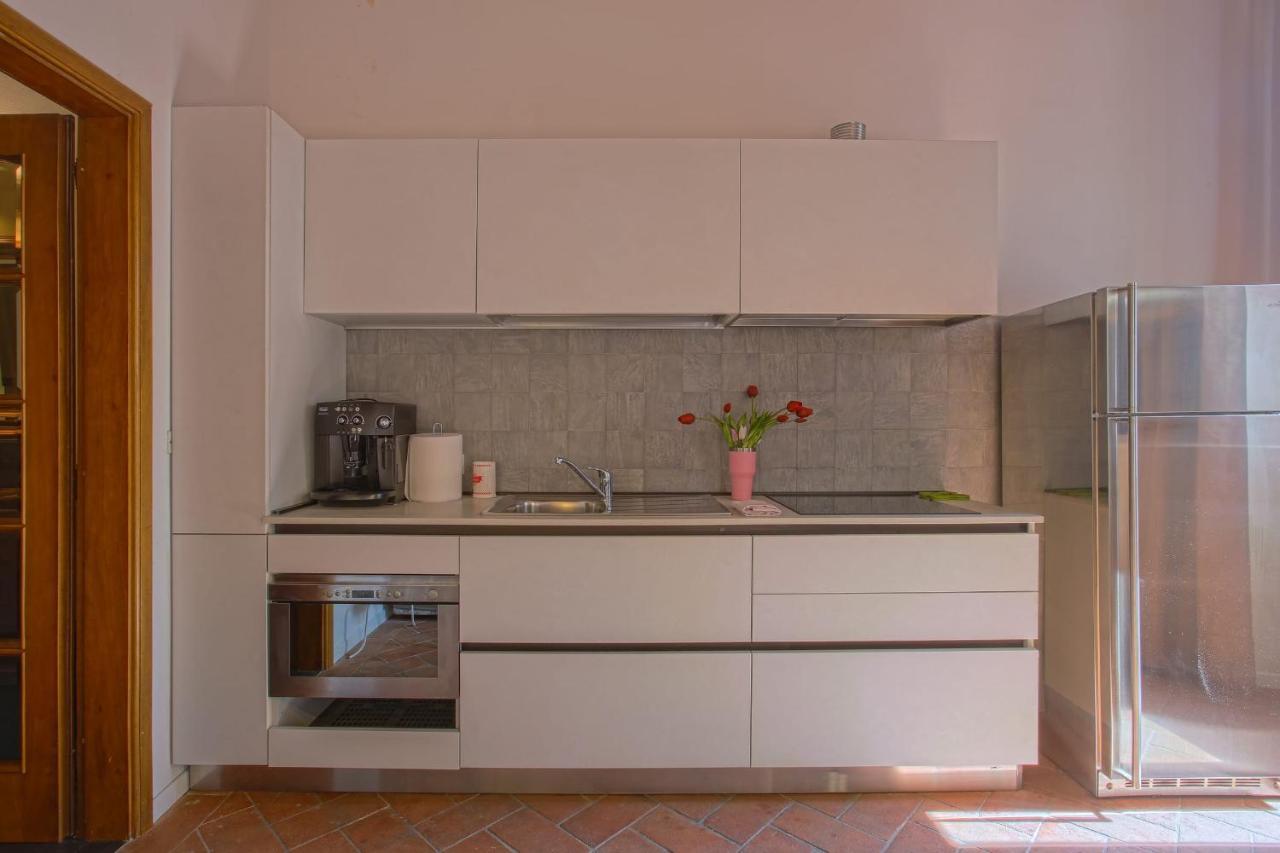 Classy - Hosted By Sweetstay Apartment