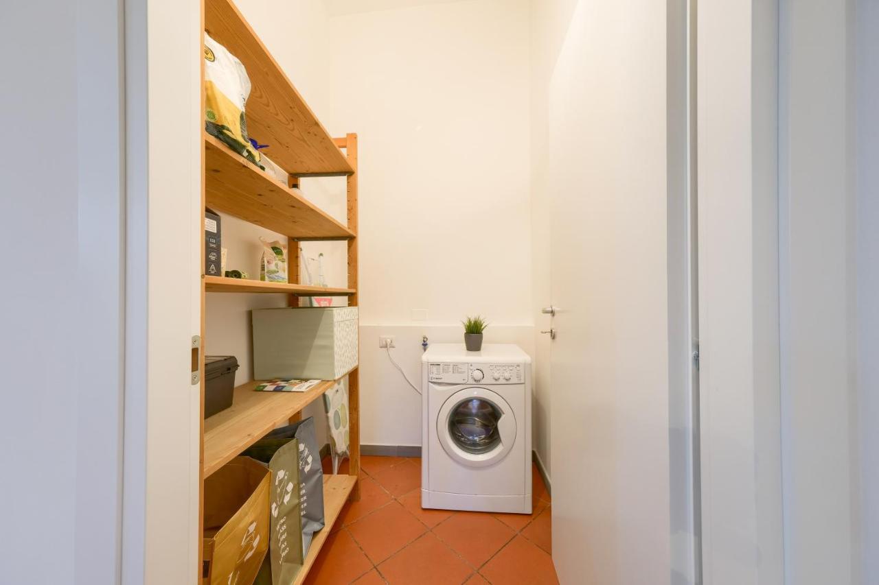 Le Cure Large Apt, 6+1 Beds. Center 15 Min Far By Bus. Appartement *