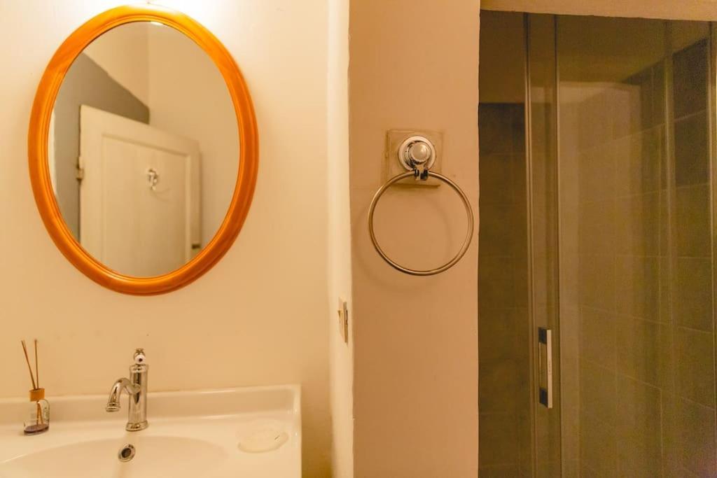 Cozy & Quiet 2br Outside Ztl & 10min From Center Appartamento *
