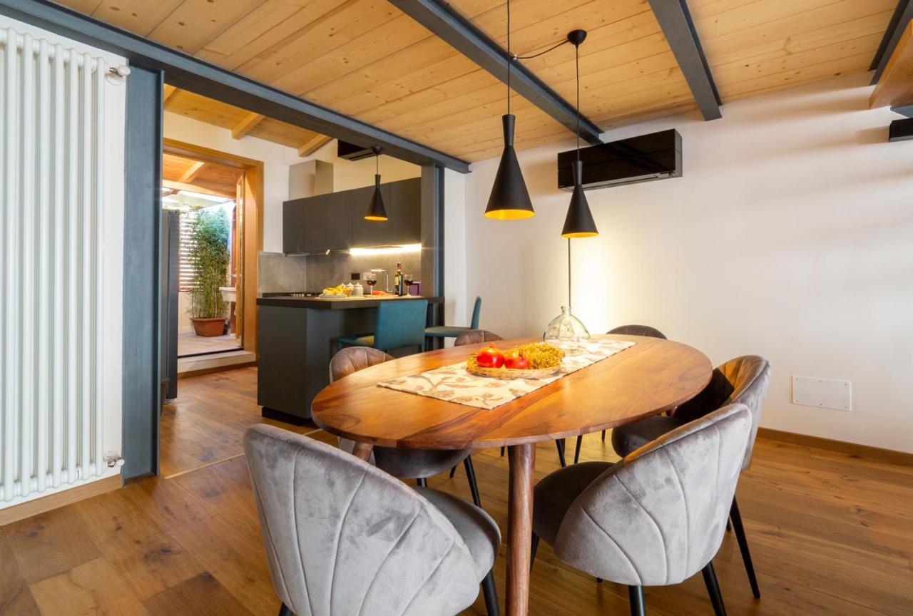 Industrial Design Loft With Outdoor Living Terrace Apartment *