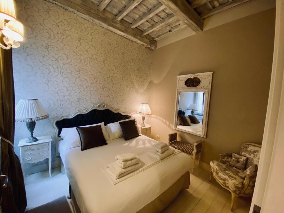 White Appartement