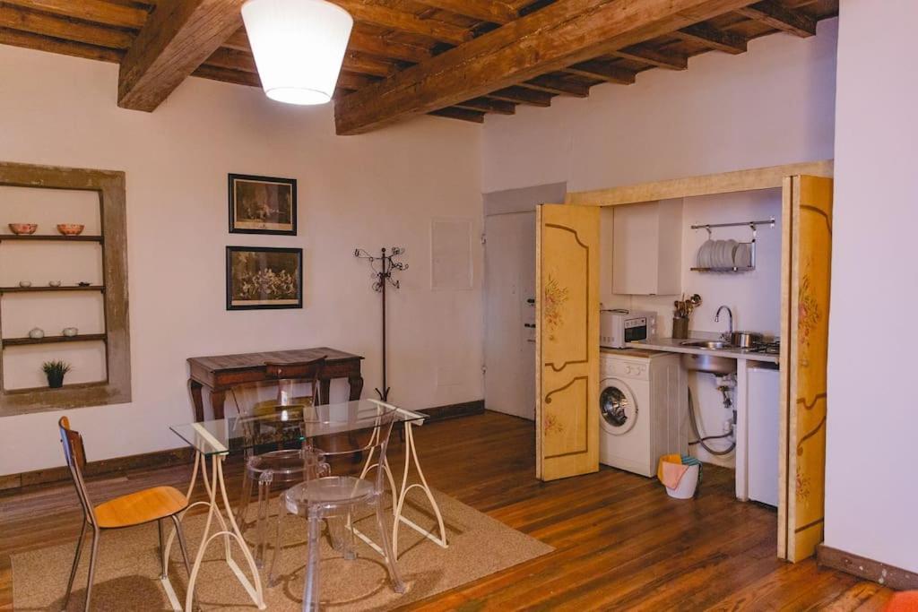 Cozy & Quiet 2br Outside Ztl & 10min From Center * Firenze