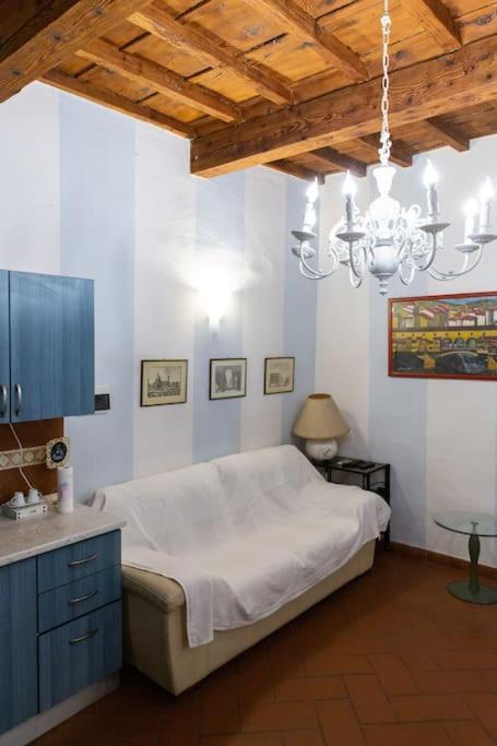Apartment Charming By Piazza Santo Spirito Florence