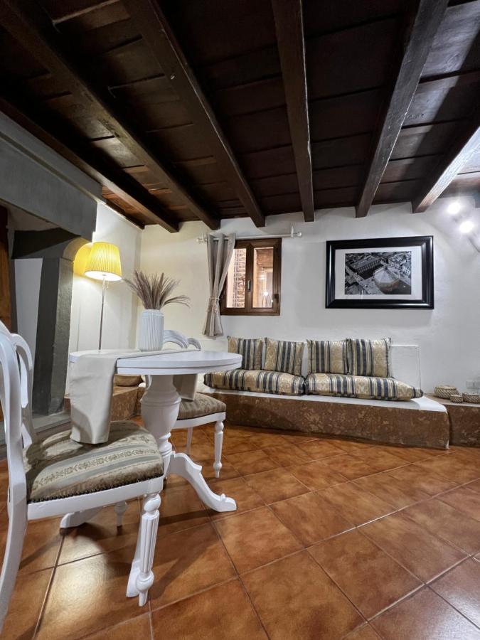 La Piccola Maison Apartment *