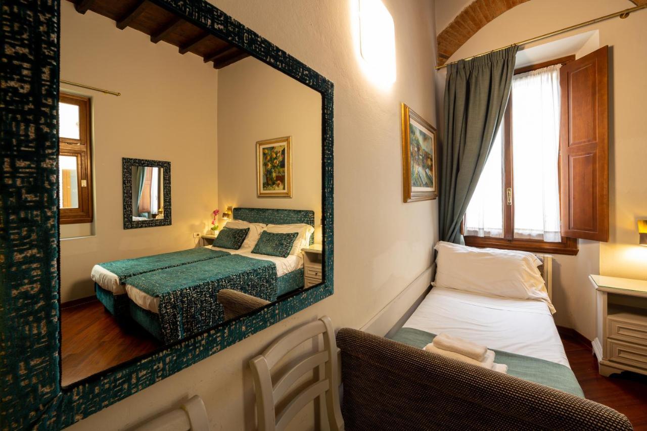 Hotel Maxim Axial 3*
