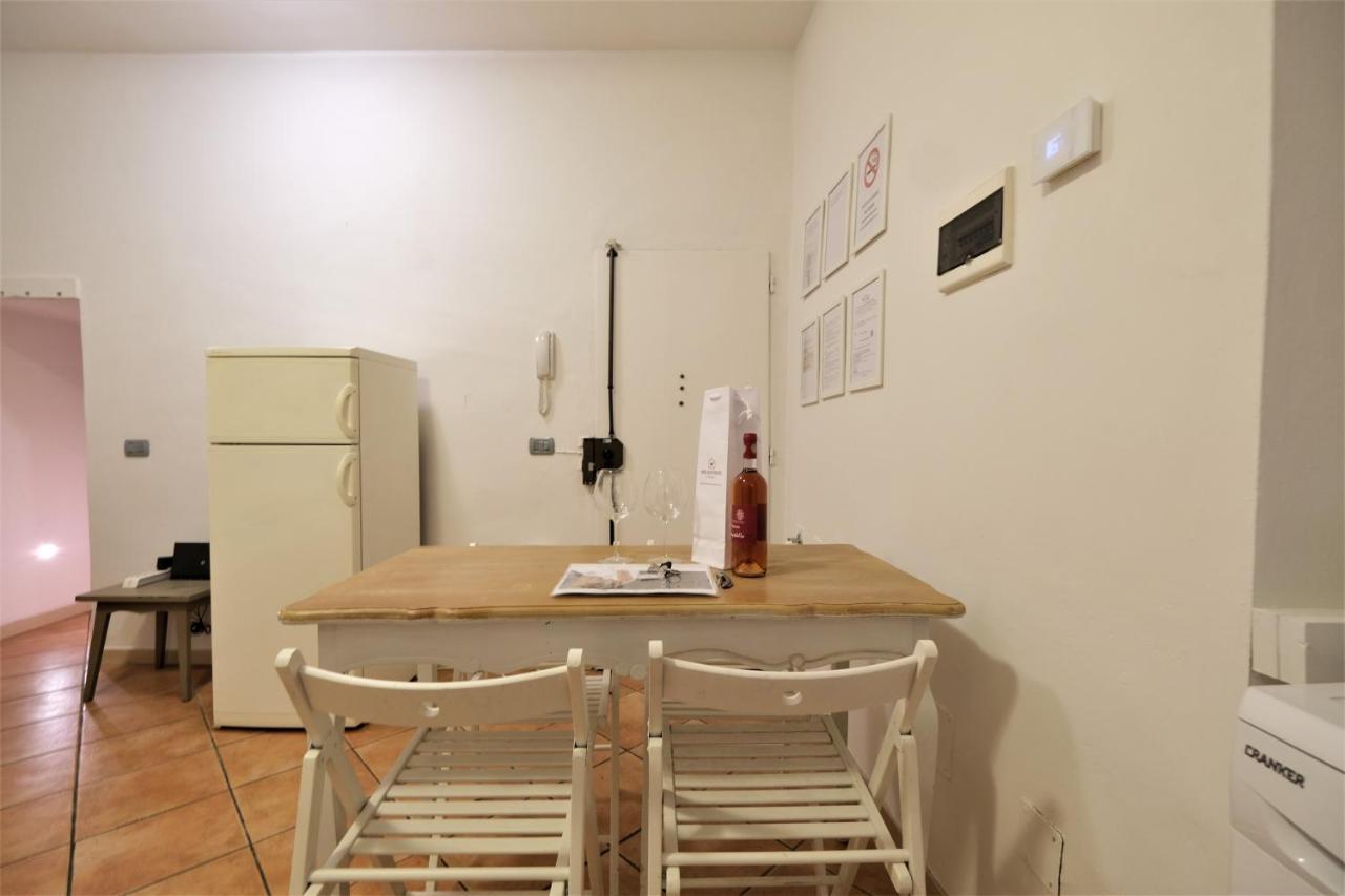 Wine Dolcetto Apartment Florence