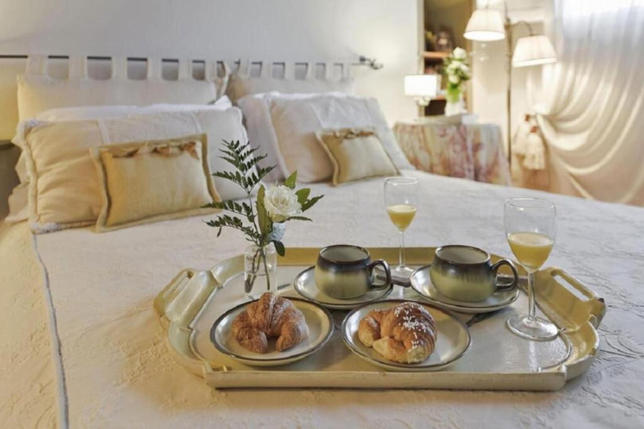 Charming Altana With Tower View Florence