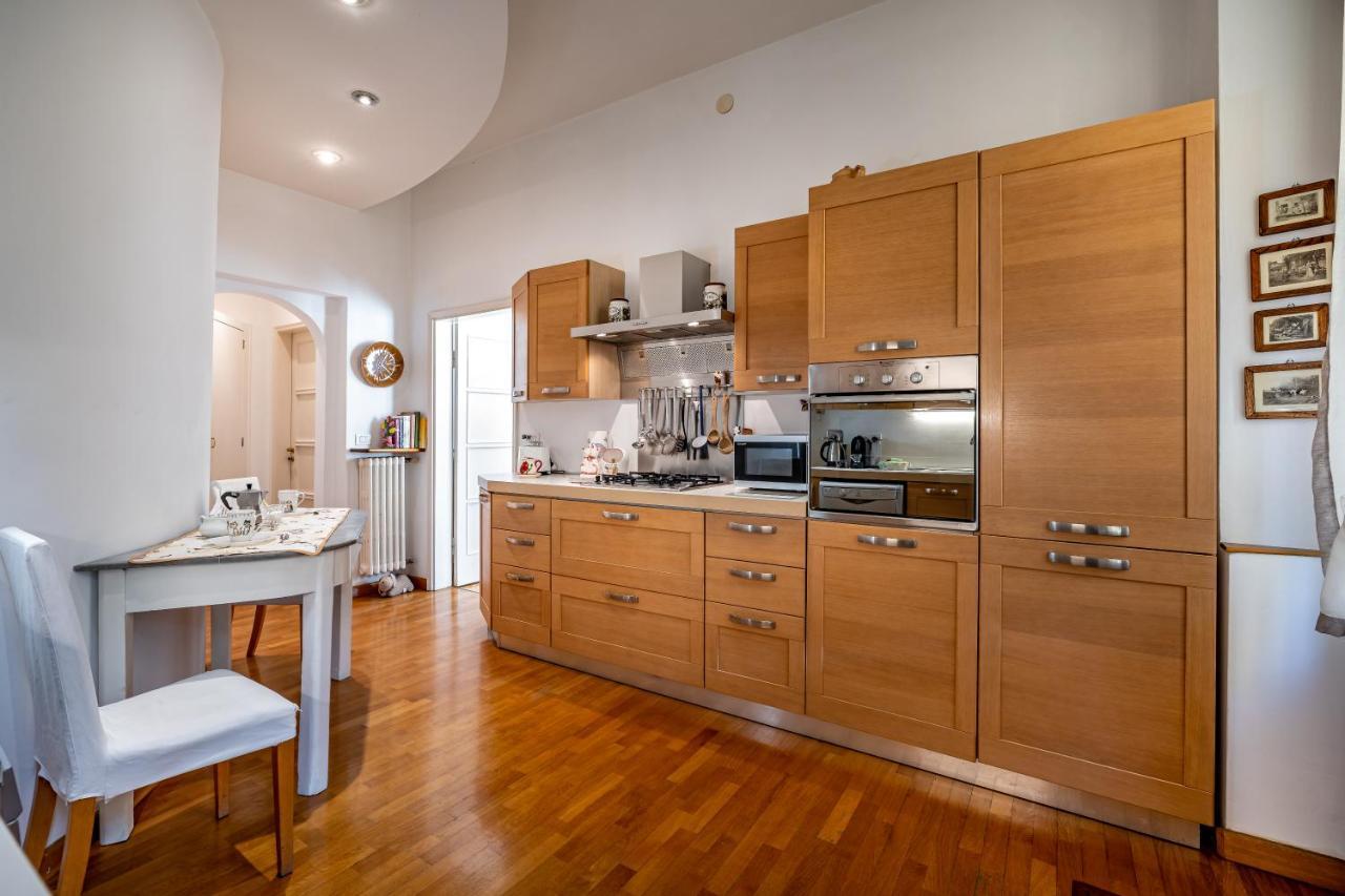Yid Leopolda Few Minutes From Station Appartement Florence