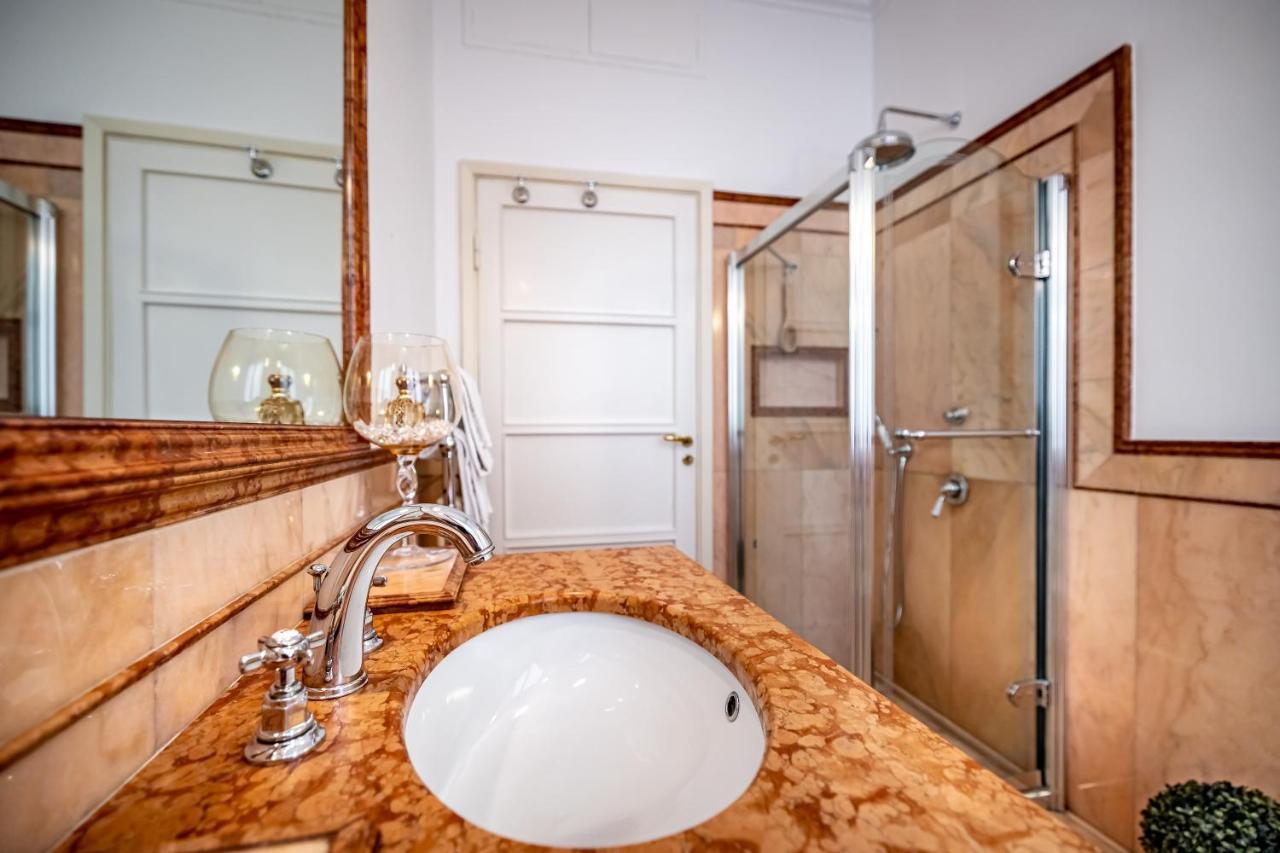 Appartement Yid Leopolda Few Minutes From Station *