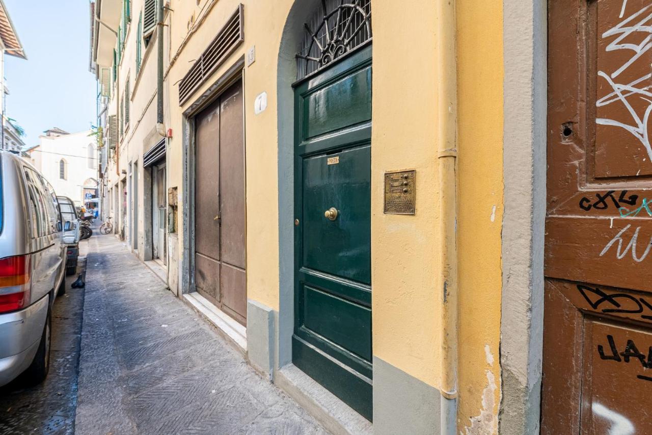 Sant'ambrogio Colorful Apartment