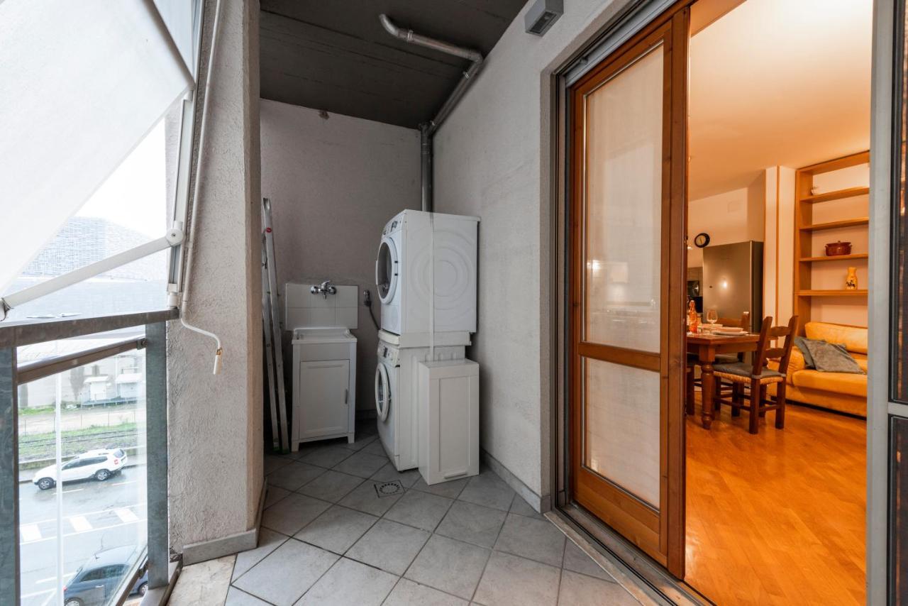 Apartment Caseospitali - Happy Family, Luminoso Trilocale Zona Leopolda Ottimo X4