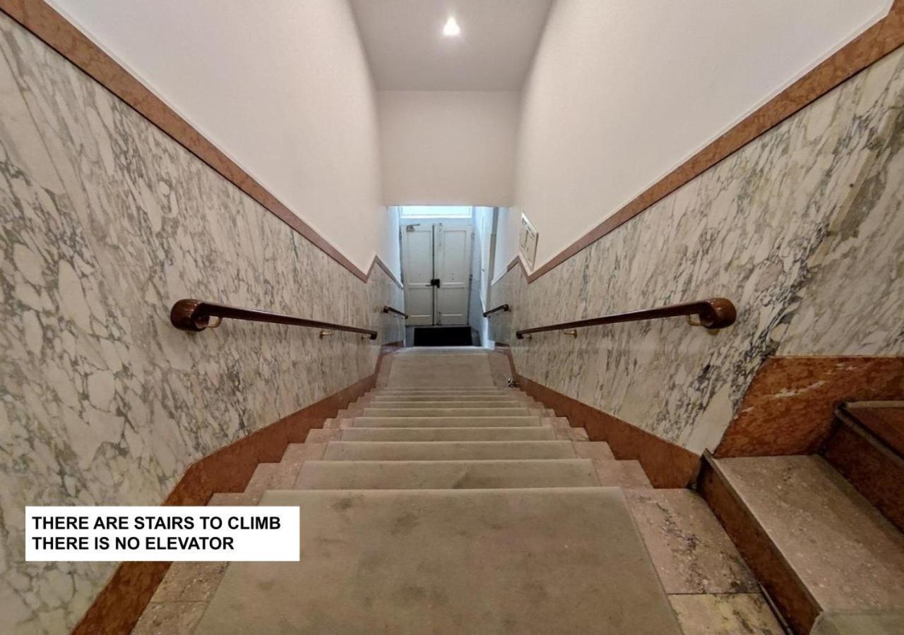 Damasco Penthouse With Terrace Near The Duomo * Florence