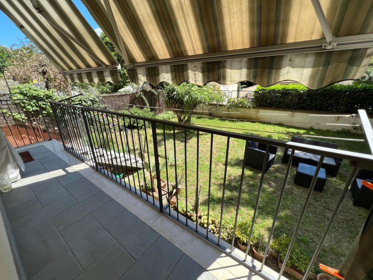 Apartment La Finestra Sul Giardino