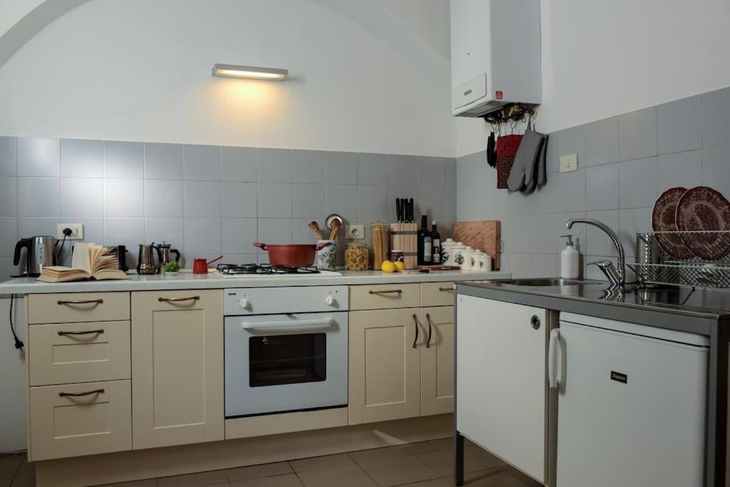 Cozy With Private Garden - City Center - Apartamento Florença