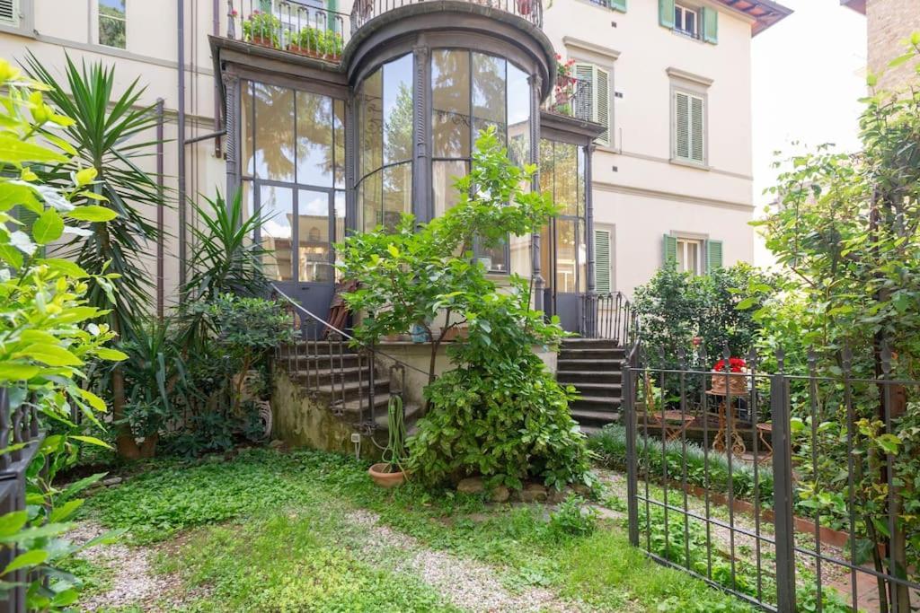 Liberty Veranda W/ Pvt Parking & Garden. Tram Stop Apartamento Florença