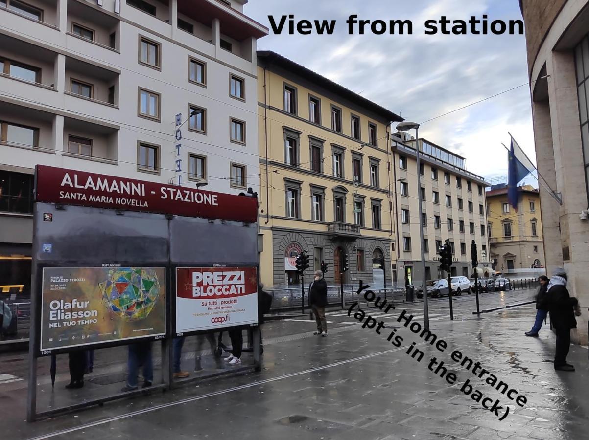 Your In Next To The Train Station Apartment *