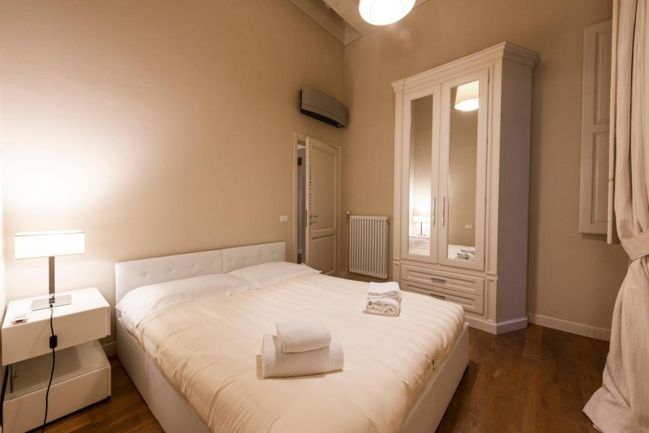 Apartamento Rucellai Prestige By Mmega Florença