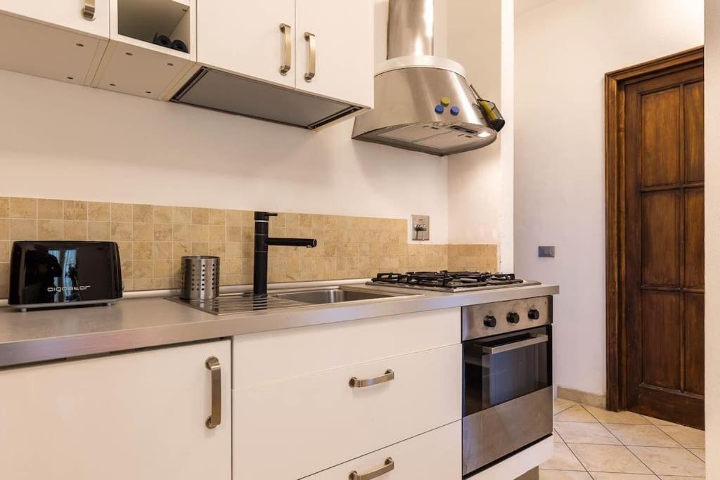 Duomoelegant In The Center Of Apartment Florence