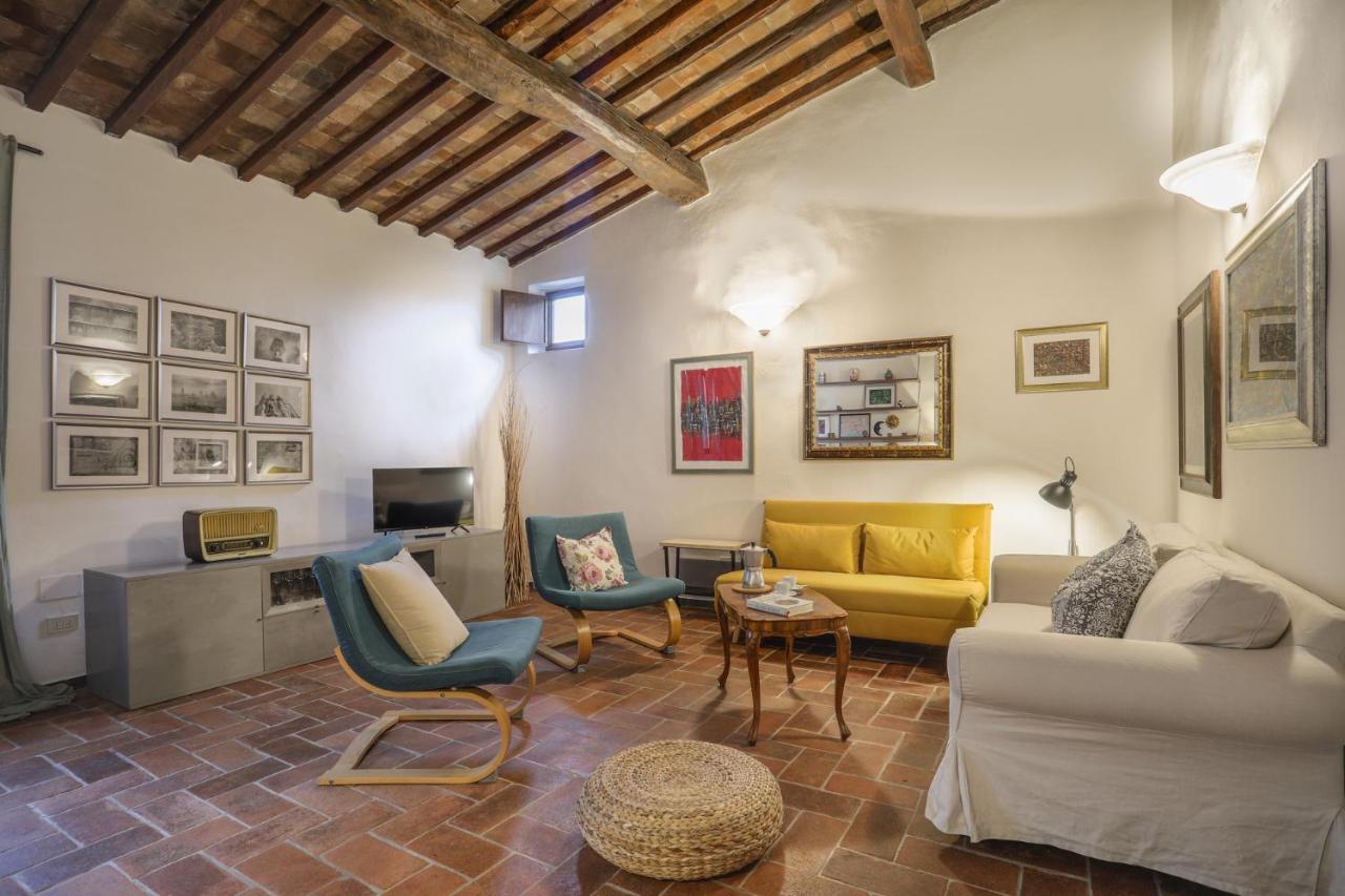 La Casita De El Malo - Sweet Dreams In Apartment *