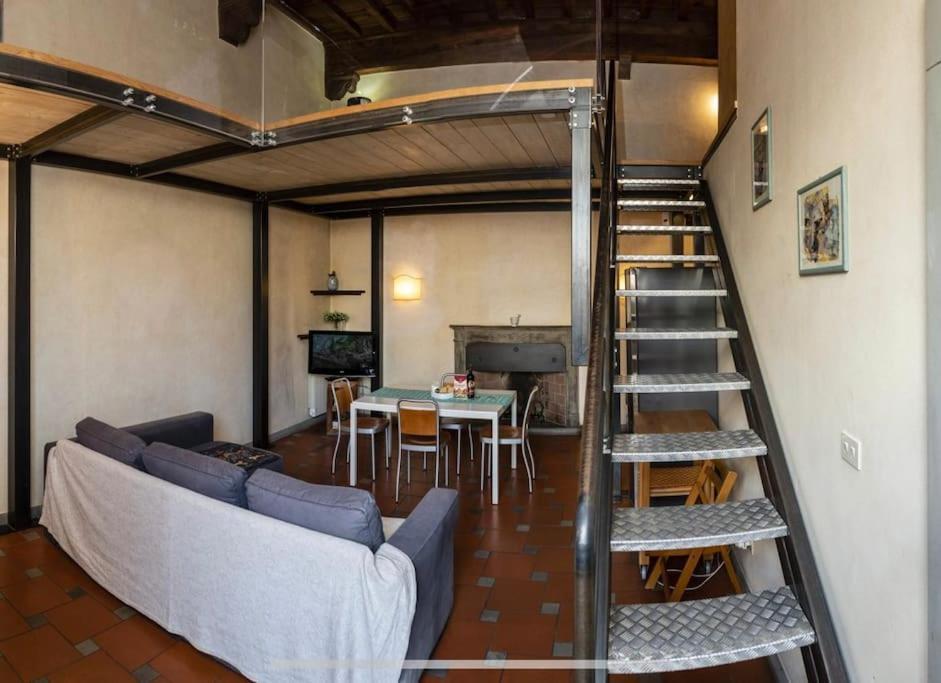 And Quiet Loft 5 Minutes Walk From The Duomo Appartement *