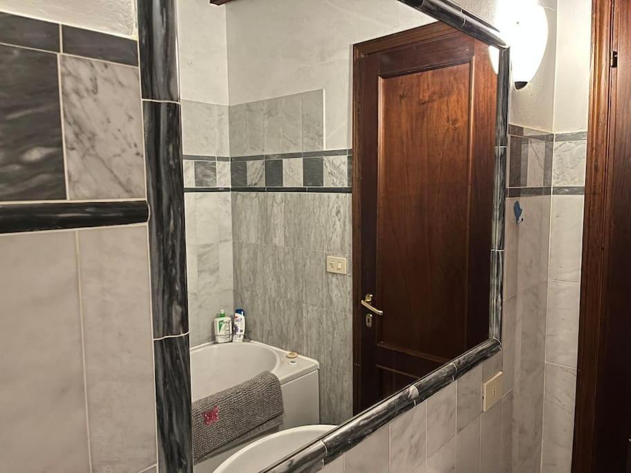 And Quiet Loft 5 Minutes Walk From The Duomo Appartement *