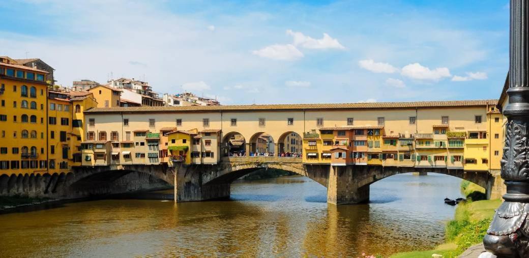 Ponte Vecchio Elegante Domus Apartment Florenz