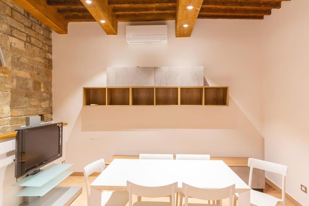 Cozy And Charmin 3br Steps By Duomo Appartement *