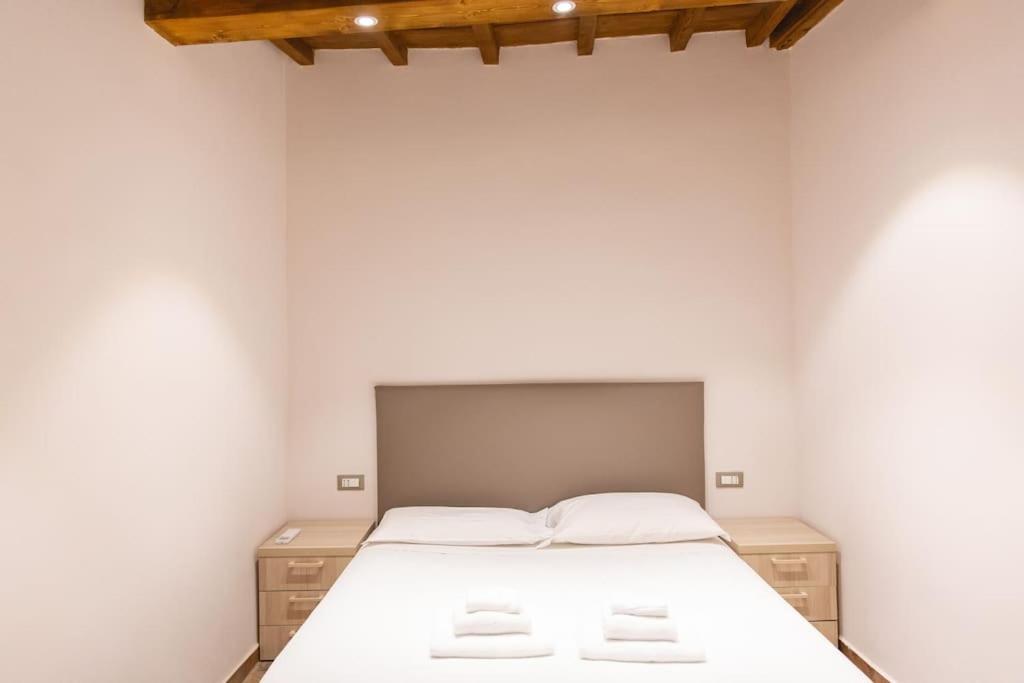Cozy And Charmin 3br Steps By Duomo Appartement Florence